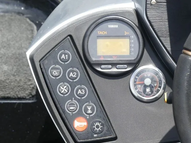 Slide: The Image of Ranger Z520 Comanche 2013 - 42