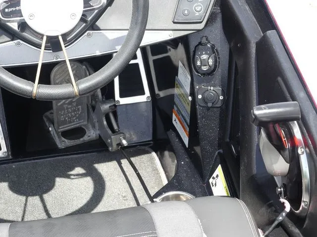 Slide: The Image of Ranger Z520 Comanche 2013 - 44