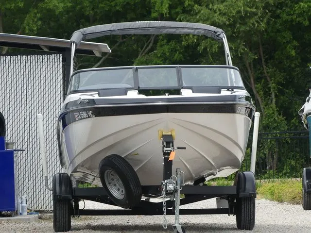 Slide: The Image of Yamaha SX195 2020 - 3