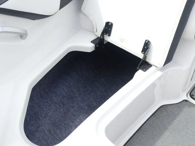 Slide: The Image of Yamaha SX195 2020 - 30