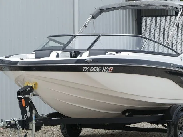 Slide: The Image of Yamaha SX195 2020 - 5