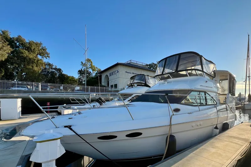 The Image of Sea Ray 370 Aft Cabin 1997 - undefined