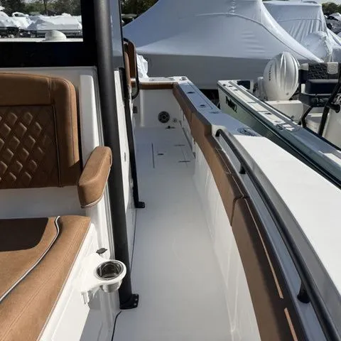 Slide: The Image of Sea Hunt Gamefish 27 Coffin Box 2026 - 13