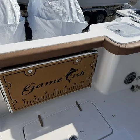 Slide: The Image of Sea Hunt Gamefish 27 Coffin Box 2026 - 15
