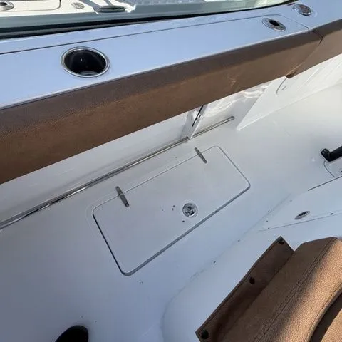 Slide: The Image of Sea Hunt Gamefish 27 Coffin Box 2026 - 26