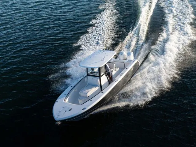 Slide: The Image of Sea Hunt Gamefish 27 Coffin Box 2026 - 36
