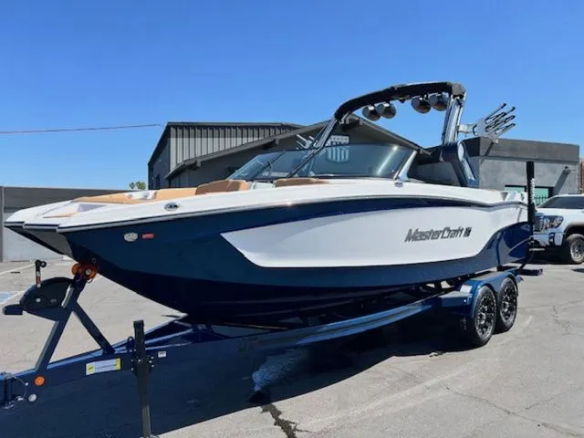 Slide: The Image of MasterCraft XT24 2026 - 10