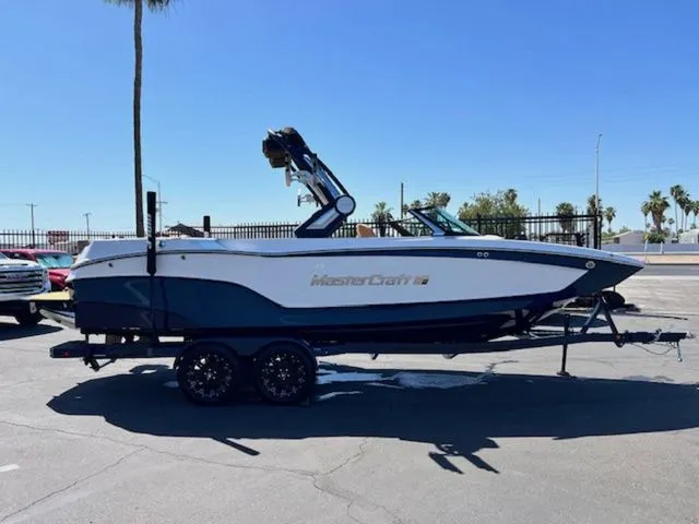 Slide: The Image of MasterCraft XT24 2026 - 13