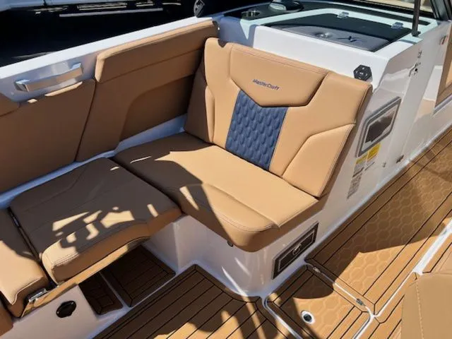 Slide: The Image of MasterCraft XT24 2026 - 22