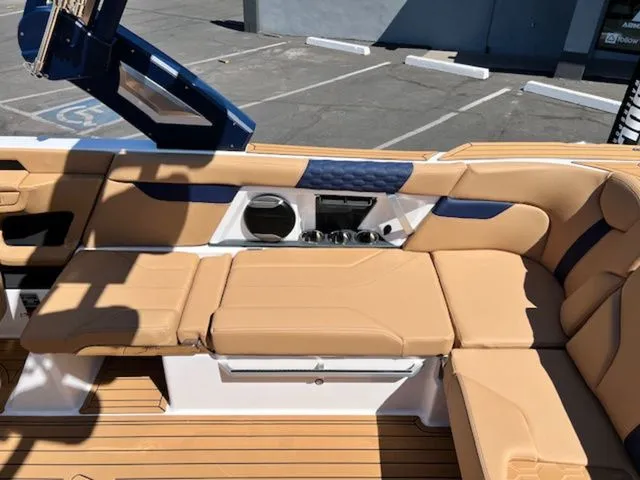 Slide: The Image of MasterCraft XT24 2026 - 25