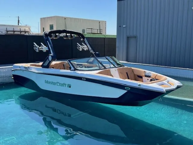 Slide: The Image of MasterCraft XT24 2026 - 3