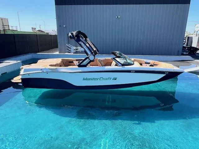 Slide: The Image of MasterCraft XT24 2026 - 4