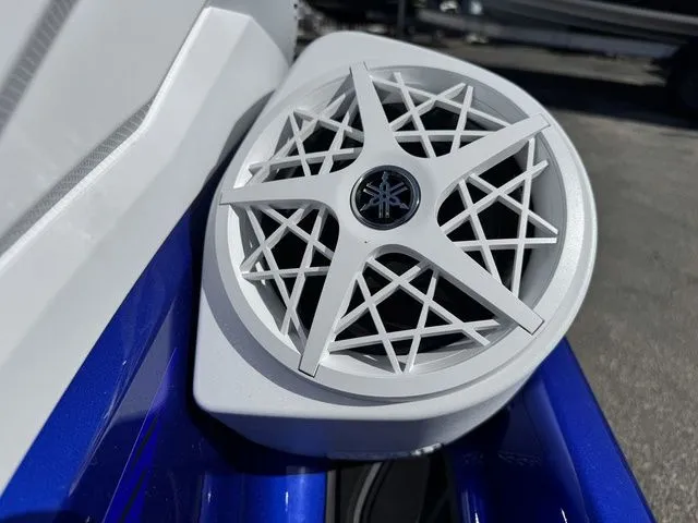 Slide: The Image of Yamaha GP SVHO 2025 - 10