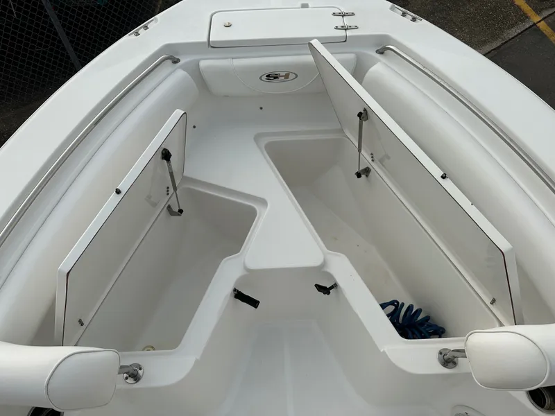 Slide: The Image of Sea Hunt Triton 210 2012 - 10