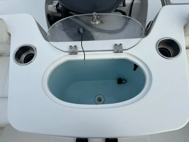 Slide: The Image of Sea Hunt Triton 210 2012 - 14