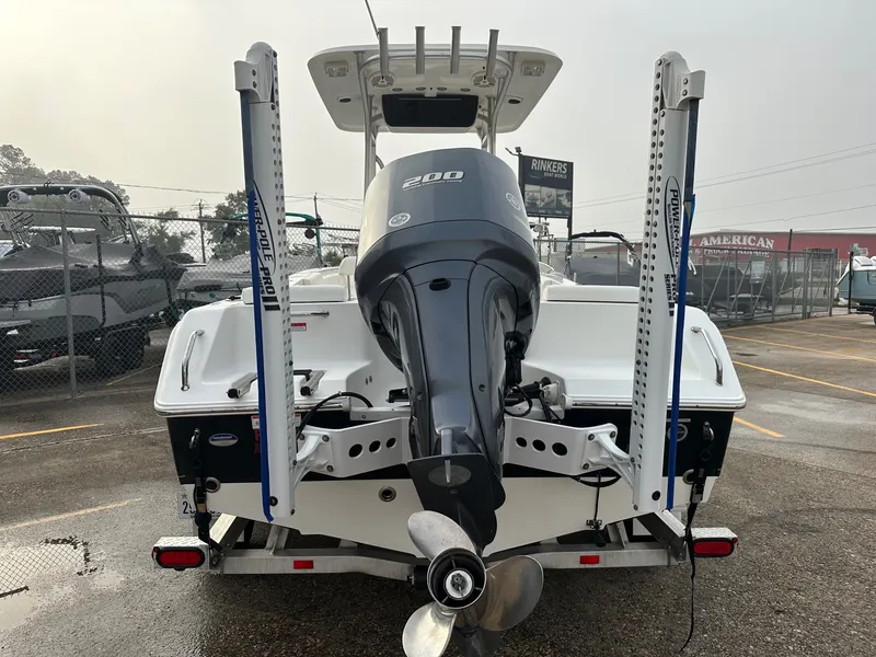 Slide: The Image of Sea Hunt Triton 210 2012 - 7