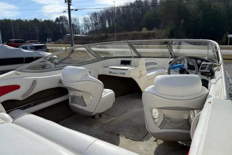 Slide: The Image of Stingray 205 Lx 2008 - 4