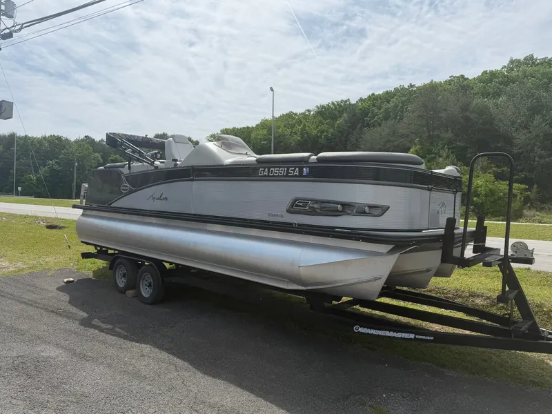 The Image of Avalon 2385 Catalina Quad Lounger 2020 - 1