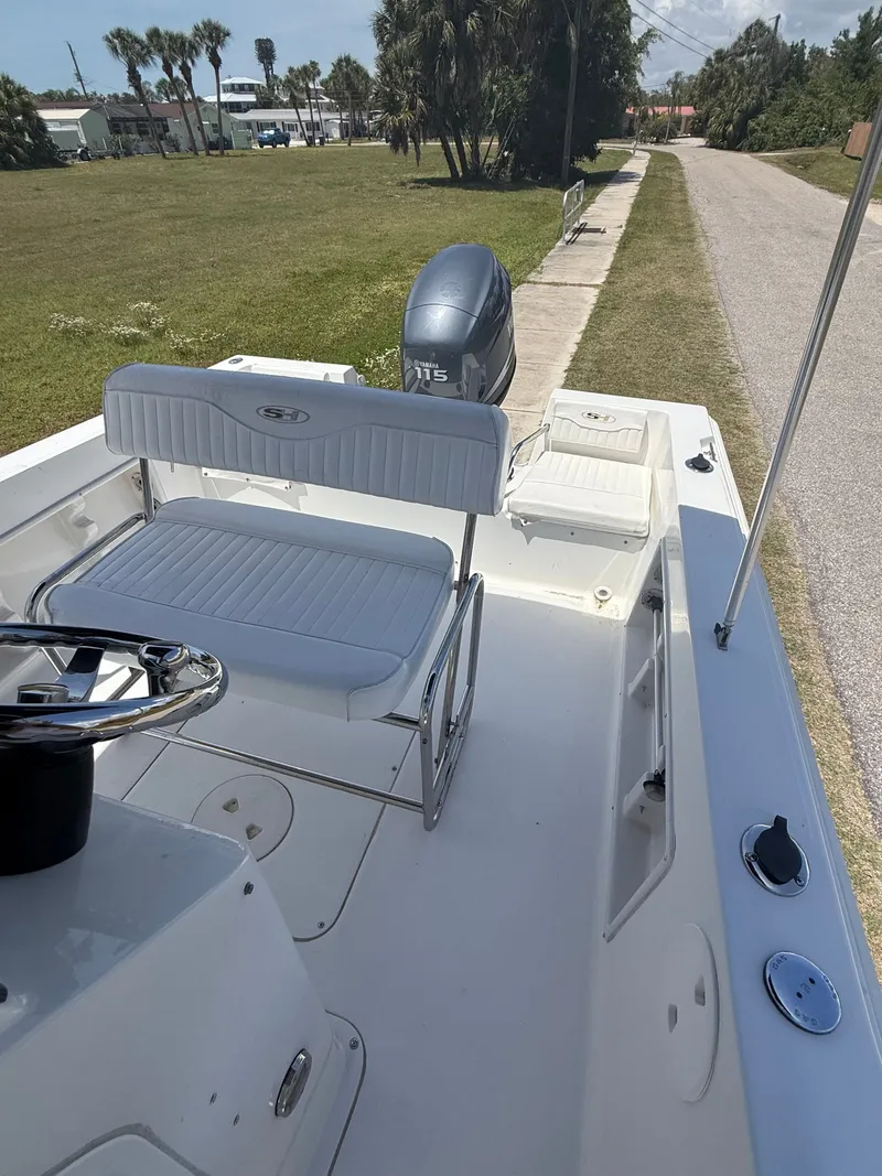 Slide: The Image of Sea Hunt Triton 202 2008 - 4