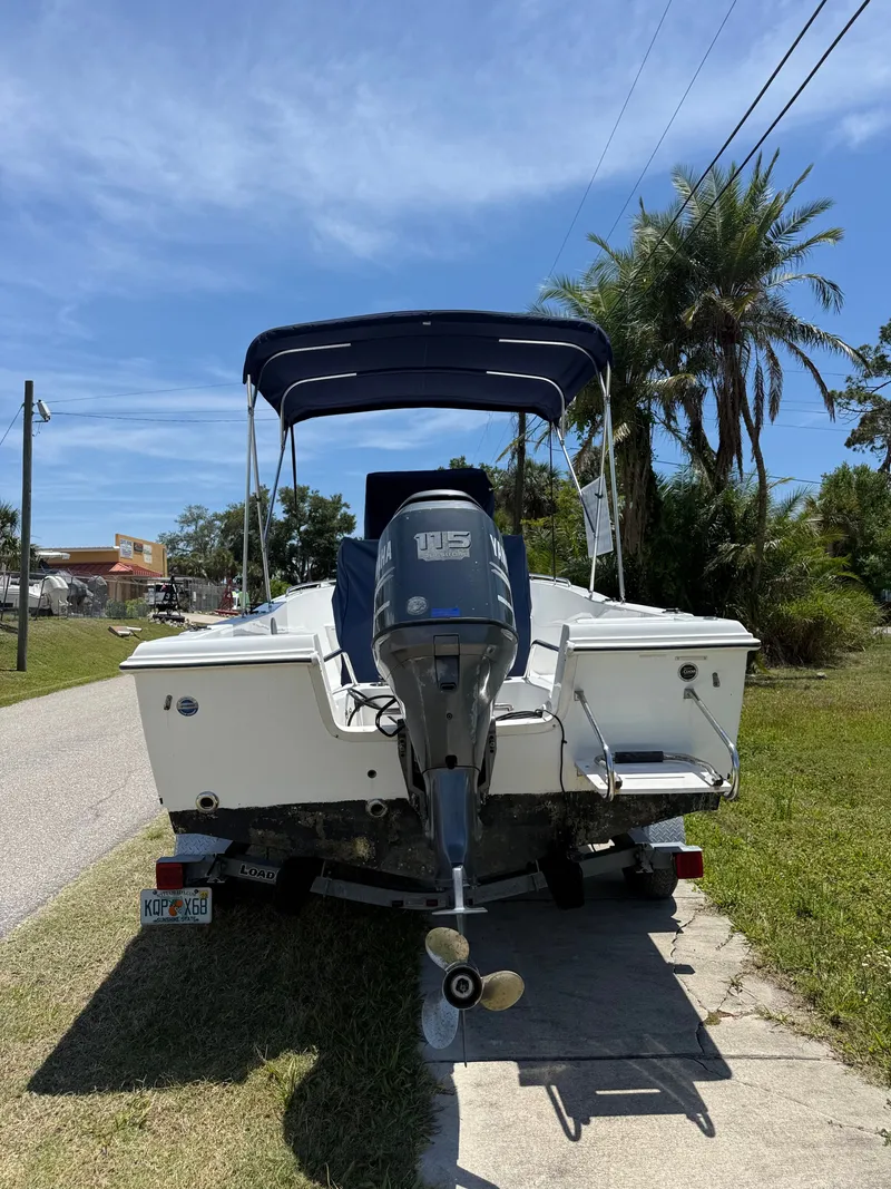 Slide: The Image of Sea Hunt Triton 202 2008 - 7