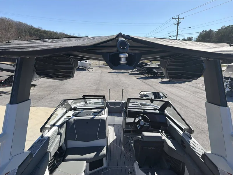 Slide: The Image of Nautique G23 2026 - 11