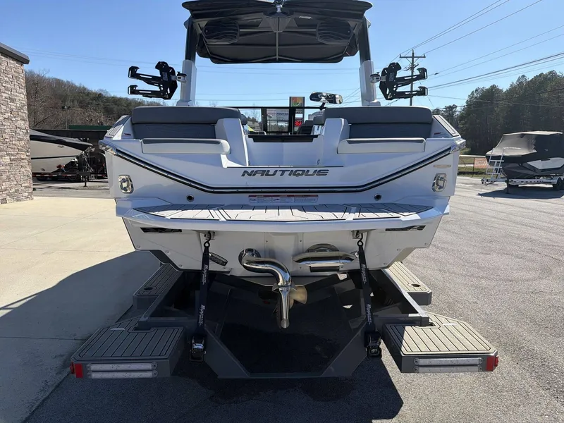 Slide: The Image of Nautique G23 2026 - 12