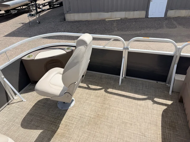 Slide: The Image of Princecraft Sportfisher 21 4-S Tritoon & 115HP Mercury ProXS -$32,995 2018 - 16