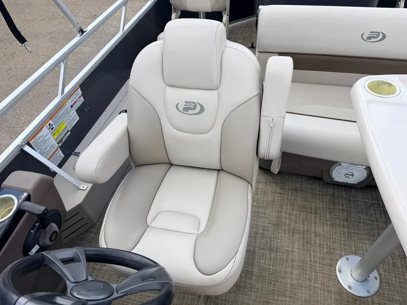 Slide: The Image of Princecraft Sportfisher 21 4-S Tritoon & 115HP Mercury ProXS -$32,995 2018 - 29