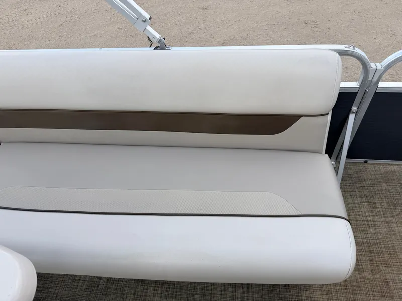 Slide: The Image of Princecraft Sportfisher 21 4-S Tritoon & 115HP Mercury ProXS -$32,995 2018 - 33