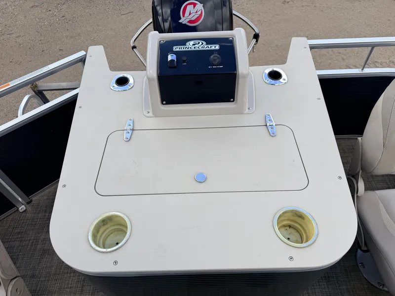 Slide: The Image of Princecraft Sportfisher 21 4-S Tritoon & 115HP Mercury ProXS -$32,995 2018 - 41