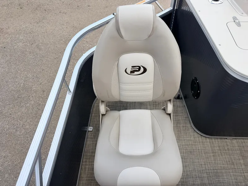 Slide: The Image of Princecraft Sportfisher 21 4-S Tritoon & 115HP Mercury ProXS -$32,995 2018 - 45