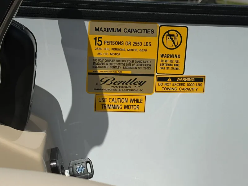 Slide: The Image of Bentley Pontoons Legacy 223 Navigator 2026 - 11