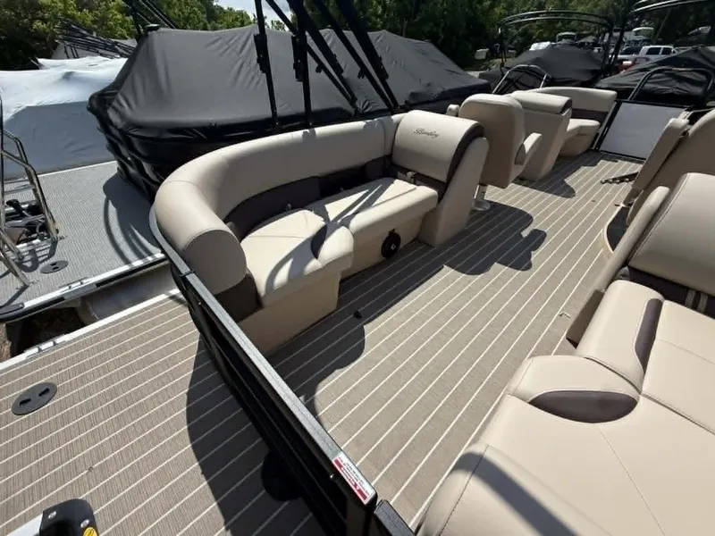 Slide: The Image of Bentley Pontoons Legacy 223 Navigator 2026 - 30