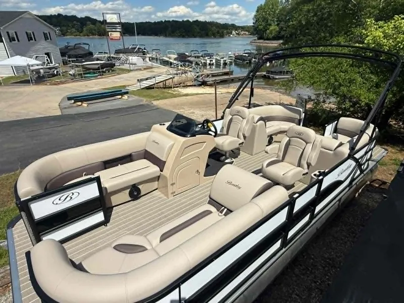 Slide: The Image of Bentley Pontoons Legacy 223 Navigator 2026 - 7