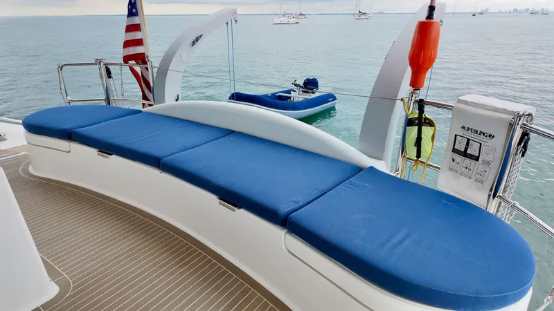 Slide: The Image of Xquisite Yachts X5 PLUS 2021 - 23