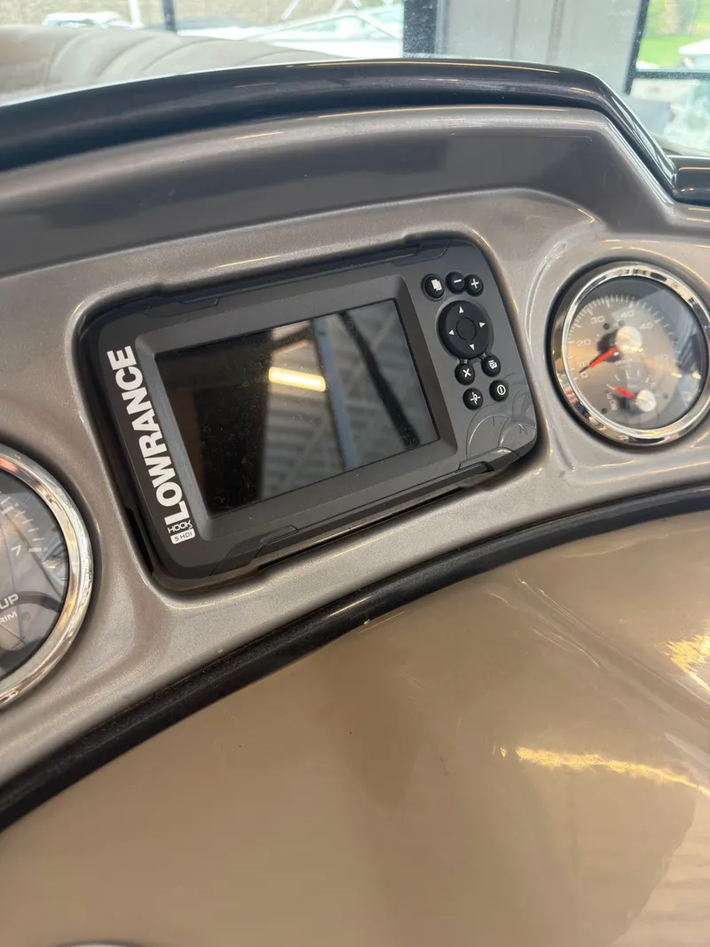 Slide: The Image of Lowrance fishfinder on Tracker 22DLX boat, year 2020. - 42
