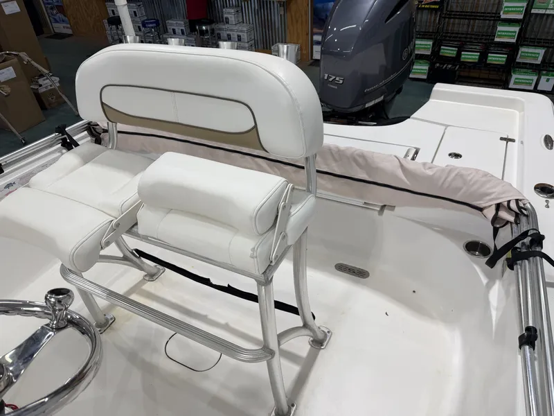 Slide: The Image of Sportsman Masters 227 Bay Boat 2015 - 12