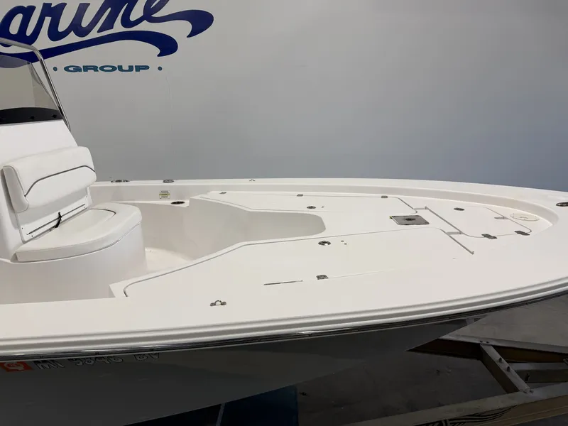 Slide: The Image of Sportsman Masters 227 Bay Boat 2015 - 8