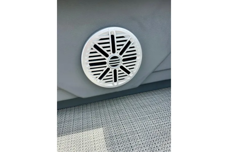 Slide: The Image of 2023 Sun Chaser Geneva boat speaker on textured flooring. - 61