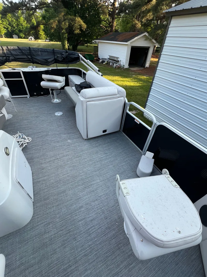 Slide: The Image of Interior of a 2020 Godfrey Sweetwater 208 pontoon boat. - 5