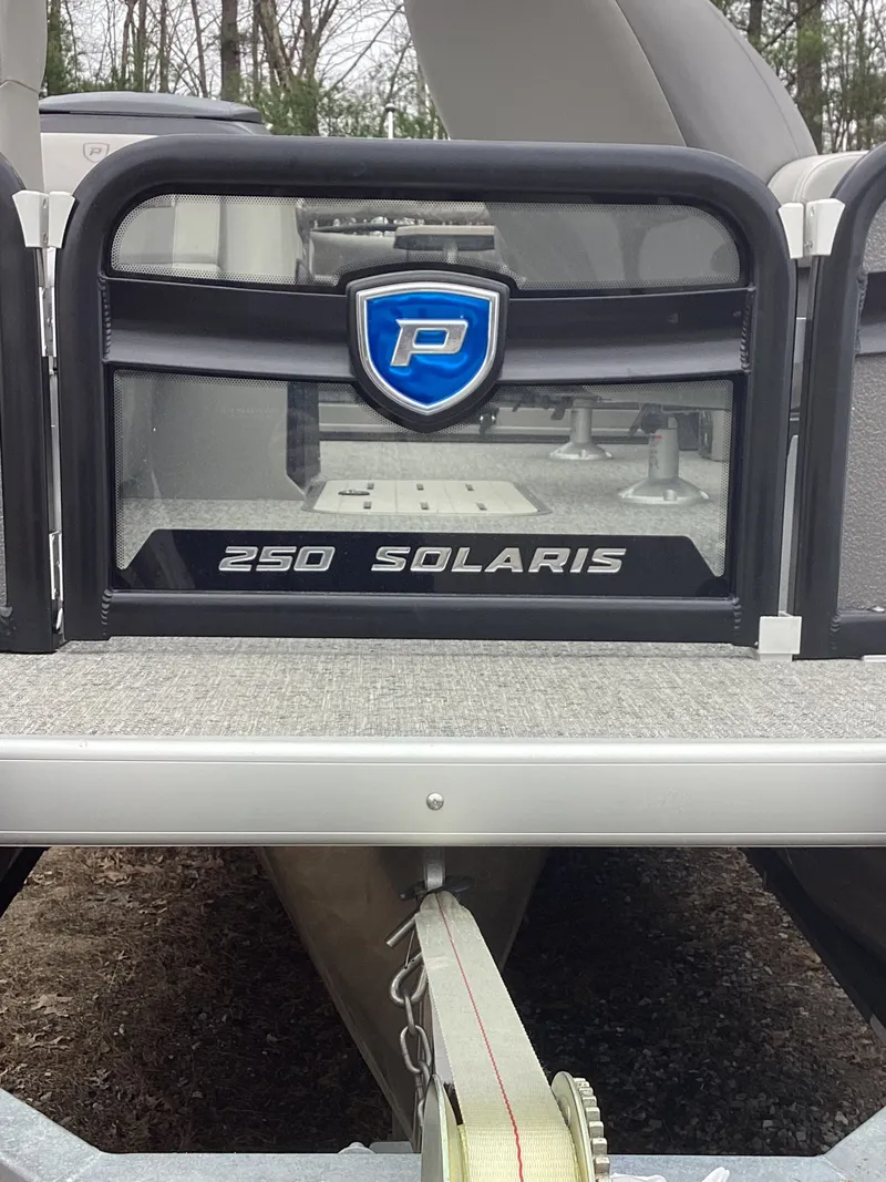 The Image of Premier 250 Solaris Rev 2024 - 1