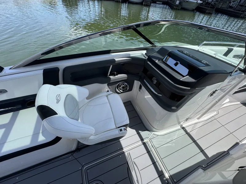 Slide: The Image of Chaparral 28 Surf 2022 - 11