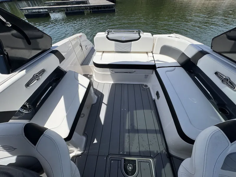 Slide: The Image of Chaparral 28 Surf 2022 - 13
