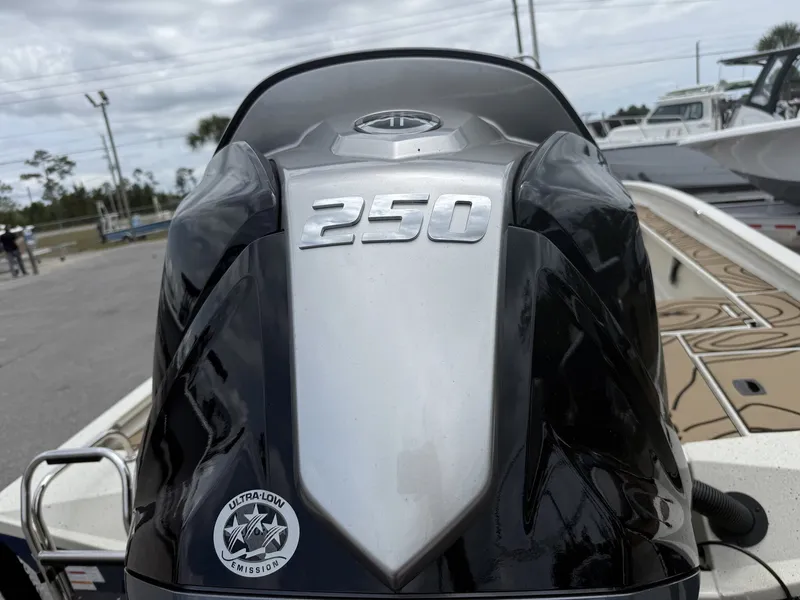 Slide: The Image of Xpress X23B Bay Lounge 2026 with 250 HP engine, ultra-low emissions. - 5