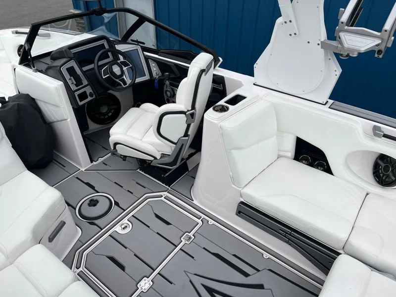 Slide: The Image of Supra SA 450 2022 - 17
