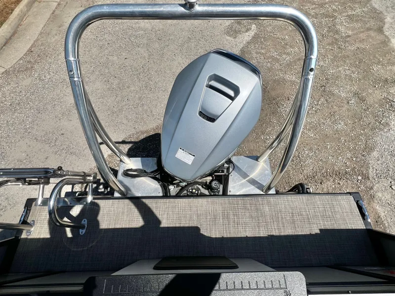 Slide: The Image of Viaggio Lago 22' R (Rear Fish) - IN STOCK - $33,995! 2022 - 19