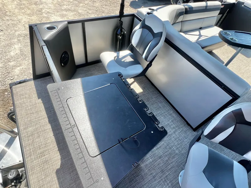 Slide: The Image of Viaggio Lago 22' R (Rear Fish) - IN STOCK - $33,995! 2022 - 22