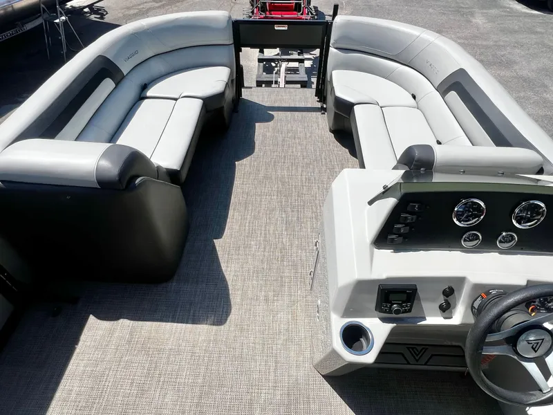Slide: The Image of Viaggio Lago 22' R (Rear Fish) - IN STOCK - $33,995! 2022 - 28