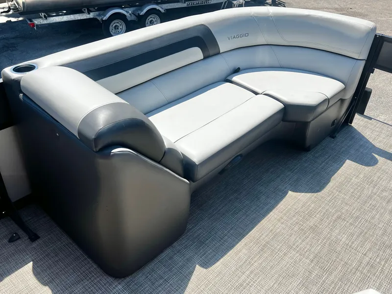 Slide: The Image of Viaggio Lago 22' R (Rear Fish) - IN STOCK - $33,995! 2022 - 29