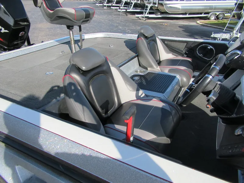 Slide: The Image of Ranger Z521 Comanche 2017 - 4